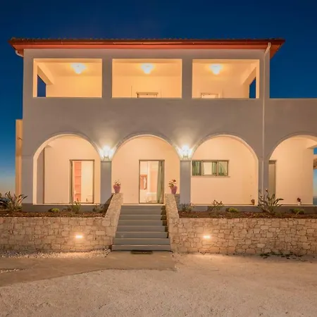 Villa Daluz Koríthion